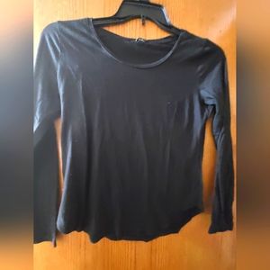 Ann taylor Basic Black long sleeve tshirt. SIZE S